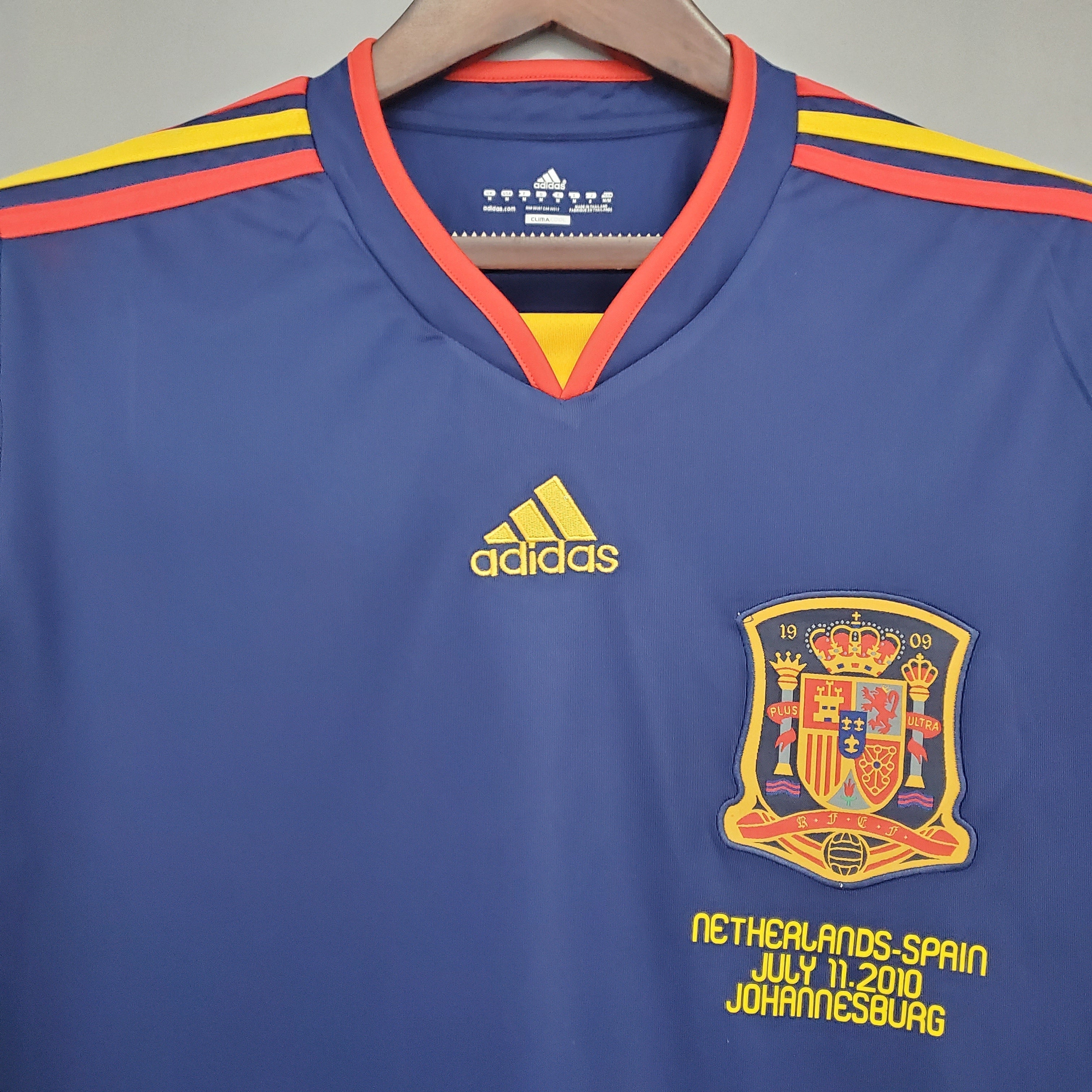2010 Spain Away Retro Jersey – Long Sleeve