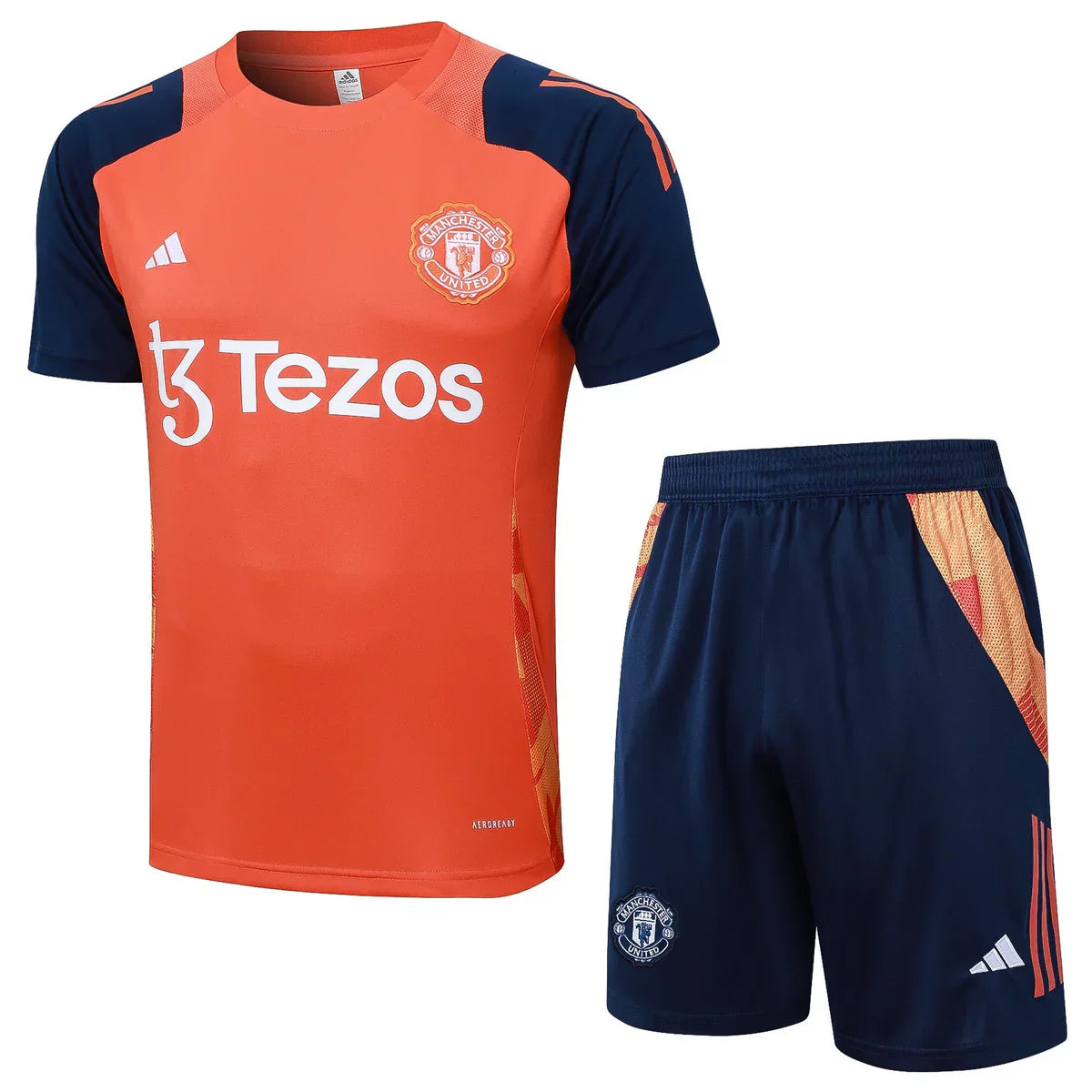 24/25 Manchester United Training Kit - Shirt & Shorts