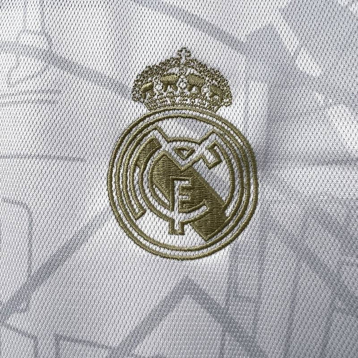 Real Madrid "Golden Dynasty" Jersey – Special Edition