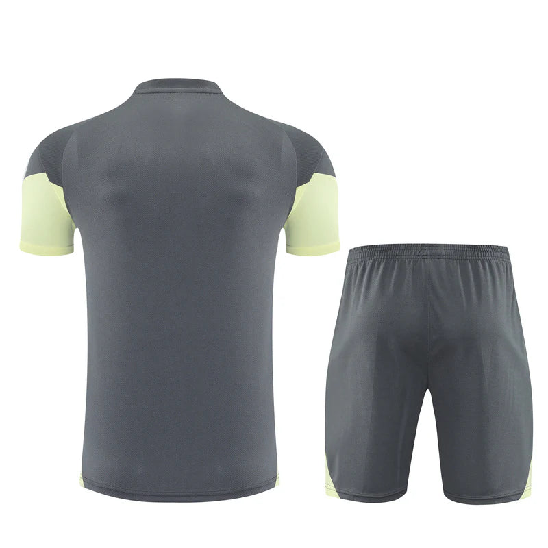 25/26 Real Madrid Training Kit  – Shirt & Shorts