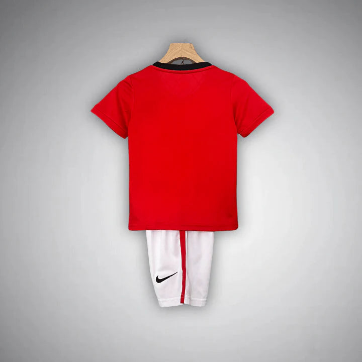 09/10 Manchester United Kids Home Kit – Shirt & Shorts