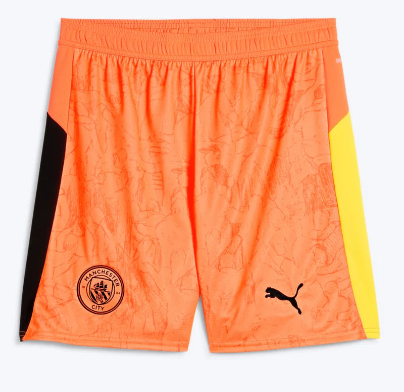 25/26 Manchester City Kids Goalkeeper Kit – Shirt, Shorts & Socks