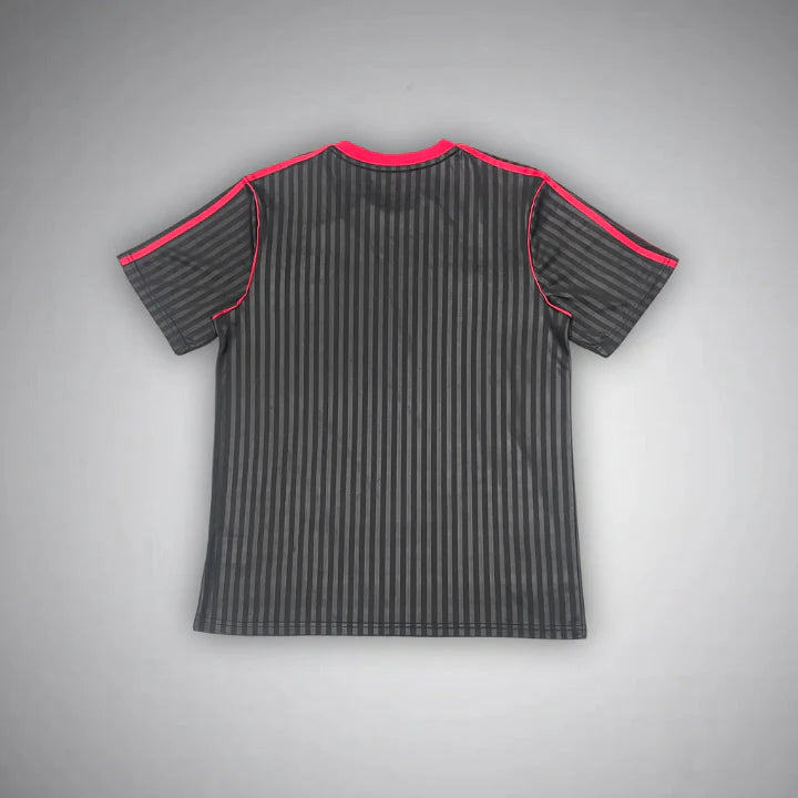 Manchester United "Treble Tribute" Jersey – Special Edition