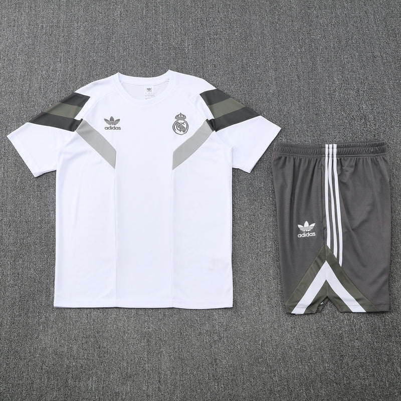25/26 Real Madrid Training Kit  – Shirt & Shorts