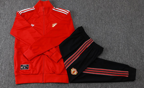 25/26 Manchester United Tracksuit
