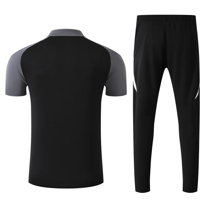 25/26 Manchester United Training Kit