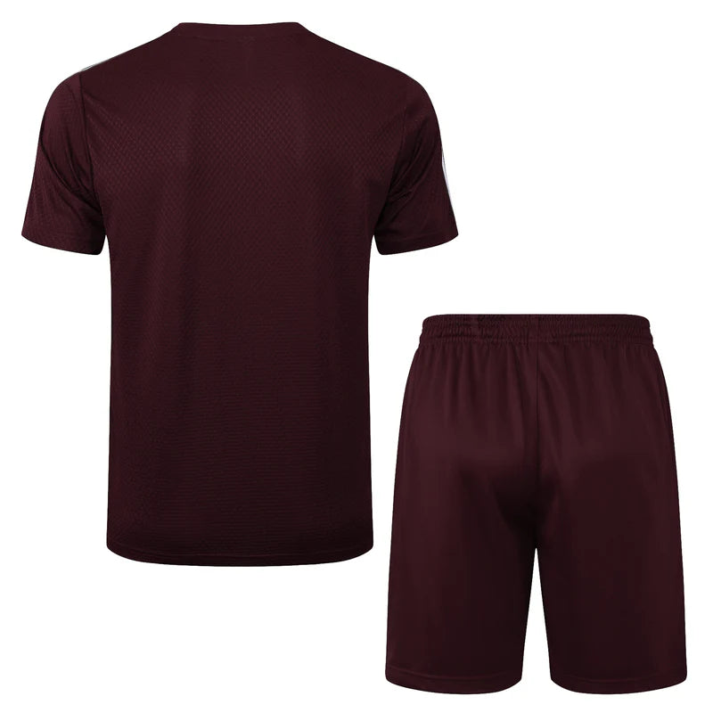 25/26 Ajax Training Kit  – Shirt & Shorts