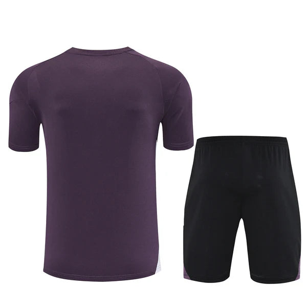 25/26 Manchester United Training Kit  – Shirt & Shorts