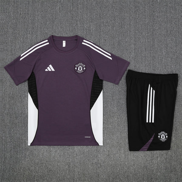 25/26 Manchester United Training Kit  – Shirt & Shorts