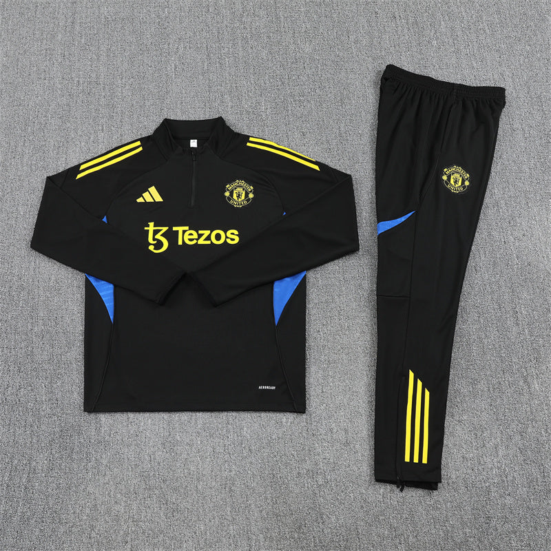25/26 Manchester United Kids Tracksuit
