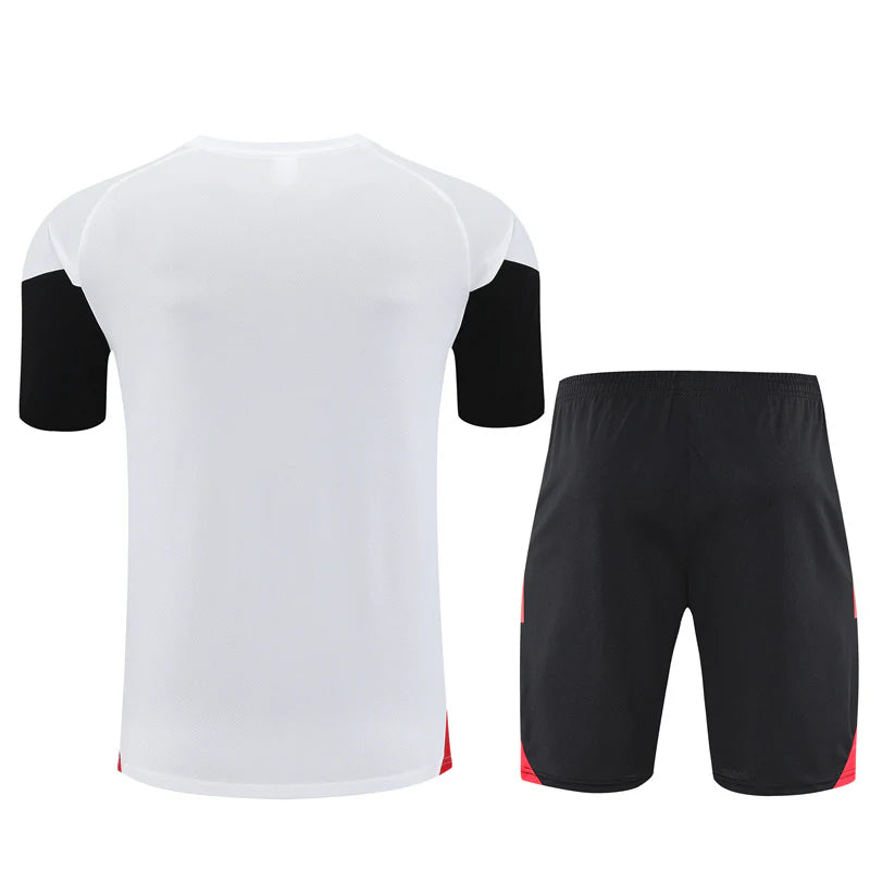 25/26 Manchester United Training Kit  – Shirt & Shorts