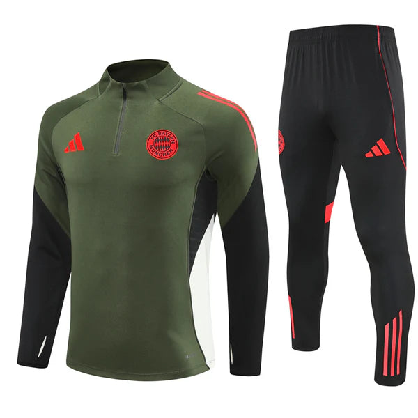 25/26 Bayern Munich Training Tracksuit