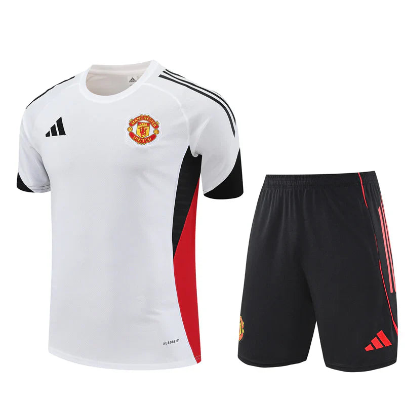 25/26 Manchester United Training Kit  – Shirt & Shorts