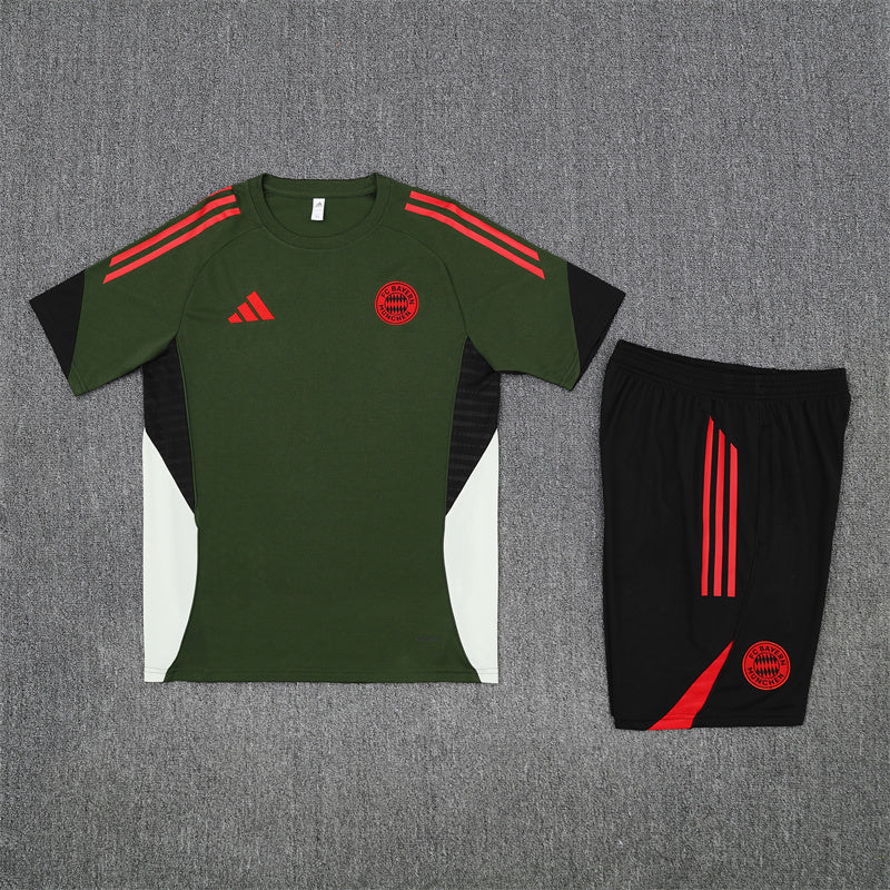 25/26 Bayern Munich Kids Training Kit