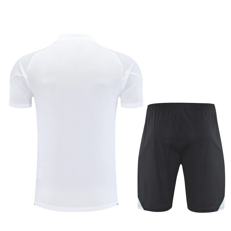25/26 Real Madrid Training Kit  – Shirt & Shorts