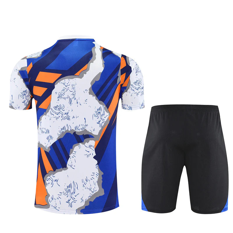 25/26 Real Madrid Training Kit  – Shirt & Shorts