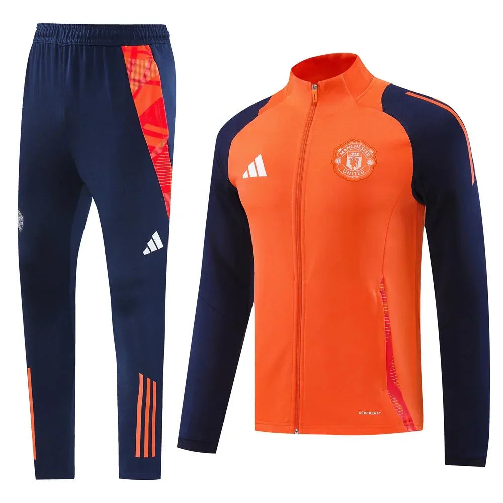 24/25 Manchester United Tracksuit Kit